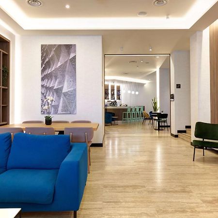 Radisson Hotel Ferrara Bagian luar foto