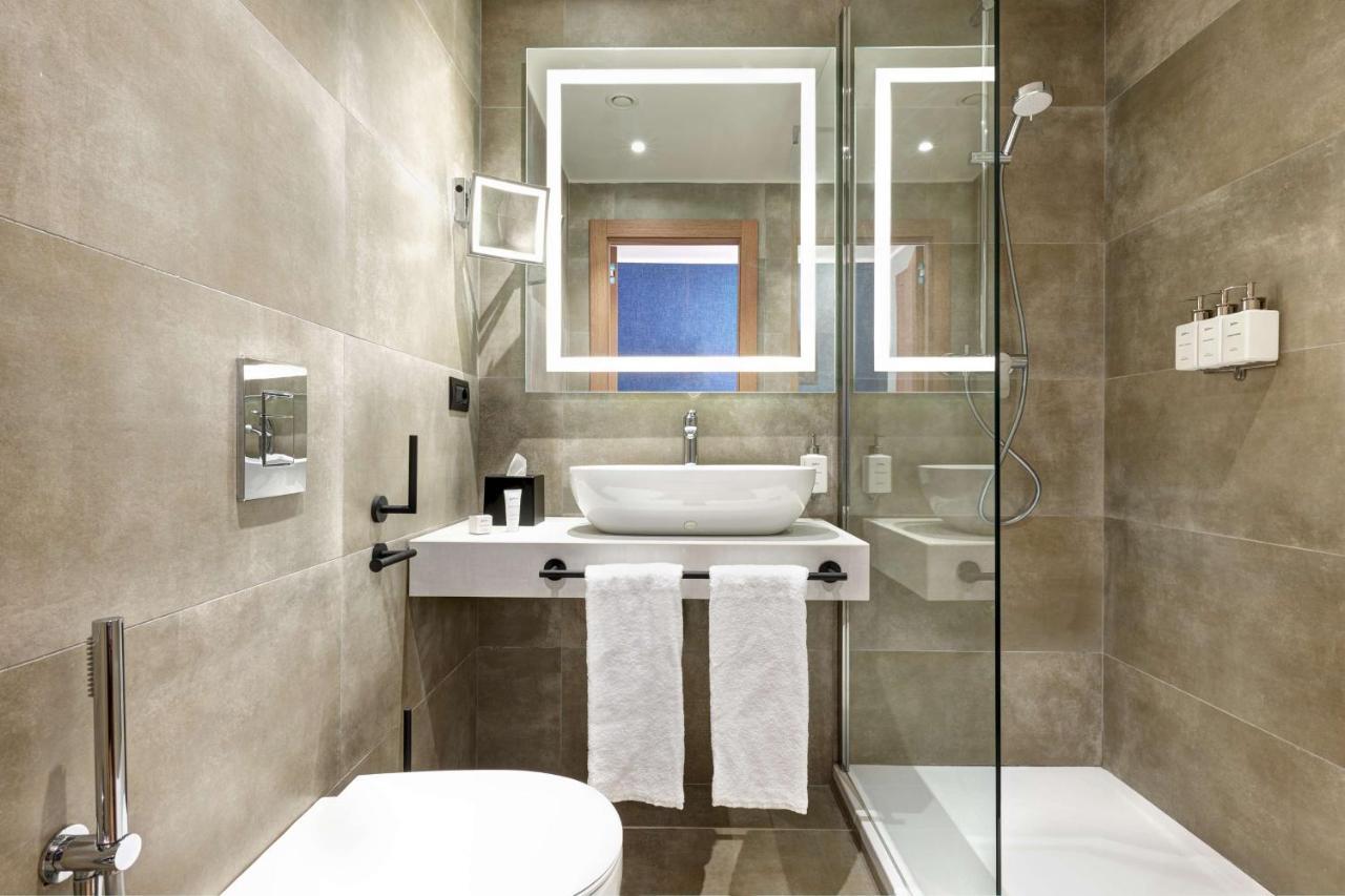 Radisson Hotel Ferrara Bagian luar foto