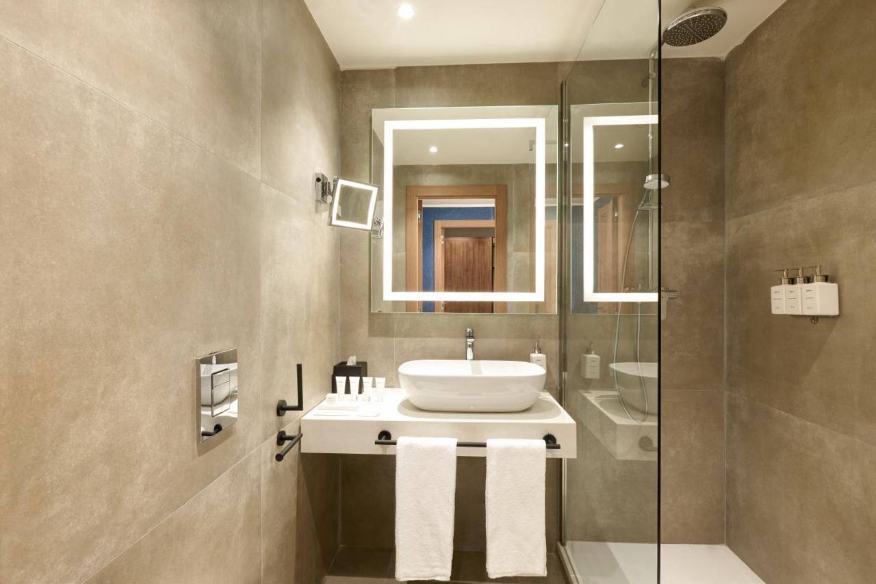 Radisson Hotel Ferrara Bagian luar foto