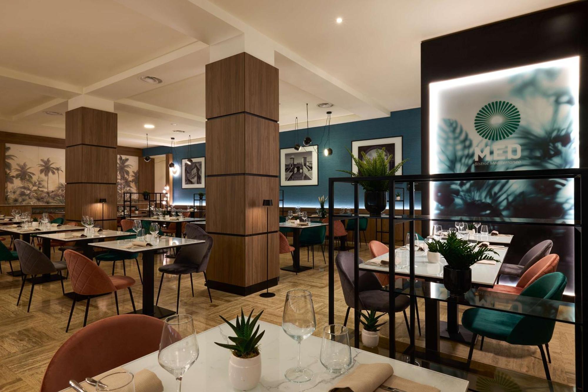 Radisson Hotel Ferrara Bagian luar foto